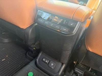 2024 Toyota Highlander Platinum