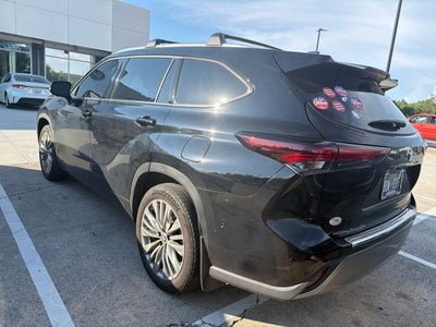 2024 Toyota Highlander Platinum