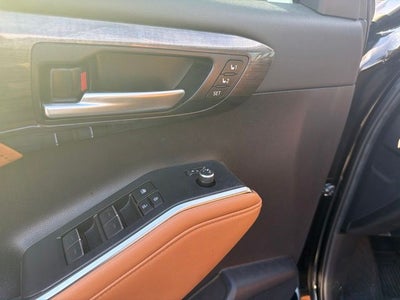 2024 Toyota Highlander Platinum
