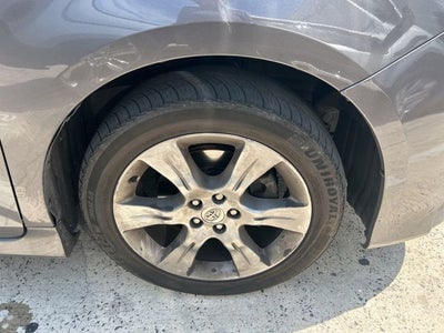 2013 Toyota Sienna SE 8 Passenger