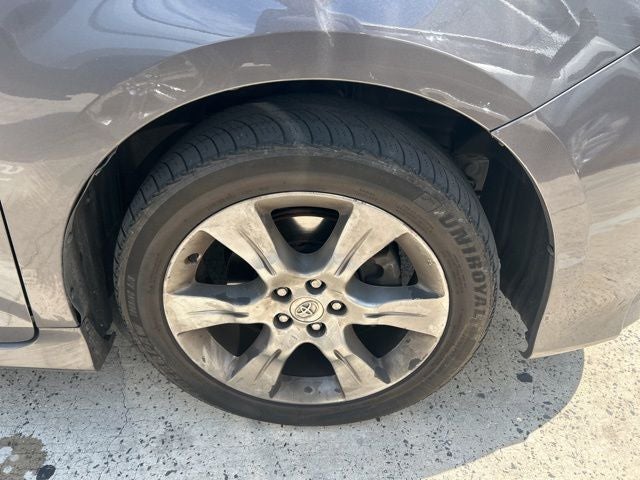 2013 Toyota Sienna SE 8 Passenger