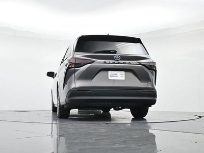 2024 Toyota Sienna XLE