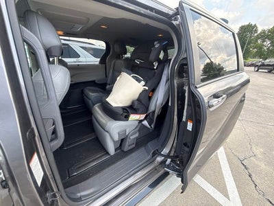 2021 Toyota Sienna Limited 7 Passenger