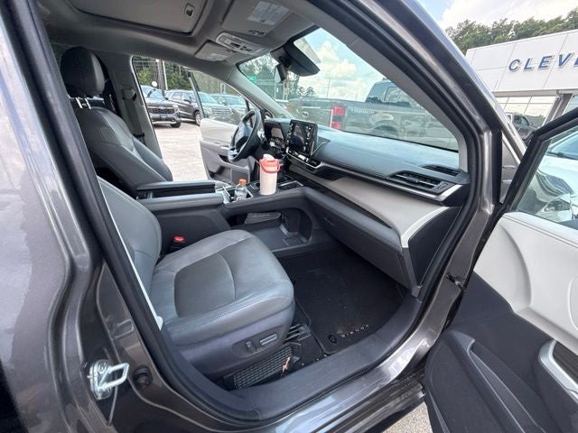 2021 Toyota Sienna Limited 7 Passenger