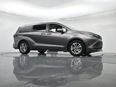 2021 Toyota Sienna Limited 7 Passenger