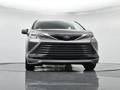 2021 Toyota Sienna Limited 7 Passenger
