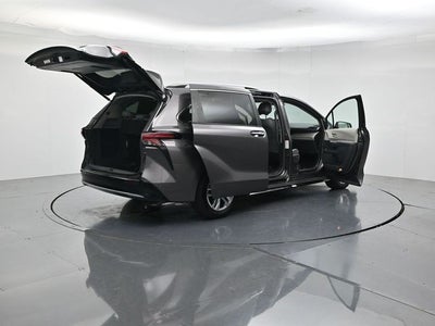 2021 Toyota Sienna Limited 7 Passenger