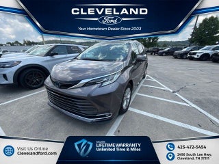 2021 Toyota Sienna Limited 7 Passenger