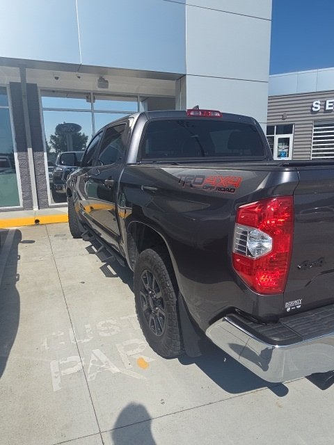 2020 Toyota Tundra SR5