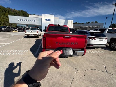 2024 Toyota Tundra Hybrid 1794 Edition