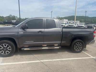 2014 Toyota Tundra SR5