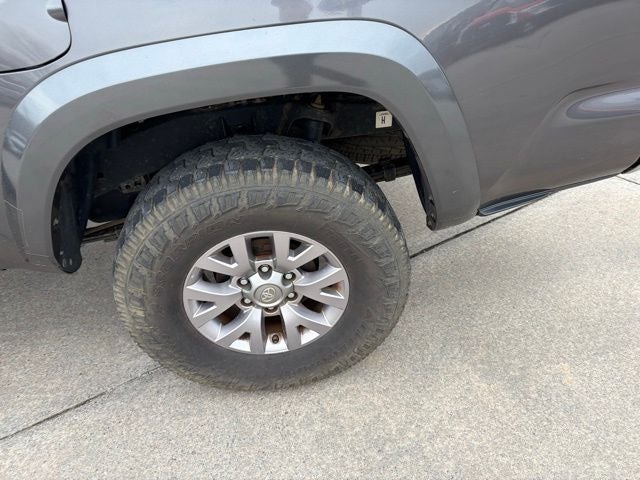 2016 Toyota Tacoma SR5