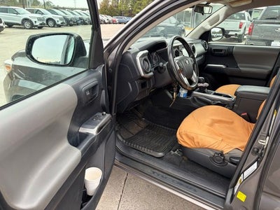 2016 Toyota Tacoma SR5