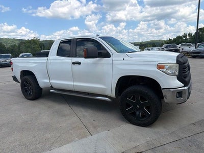 2017 Toyota Tundra SR5