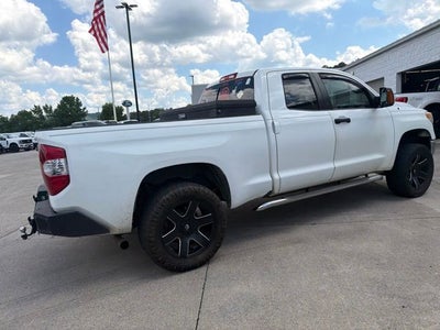 2017 Toyota Tundra SR5