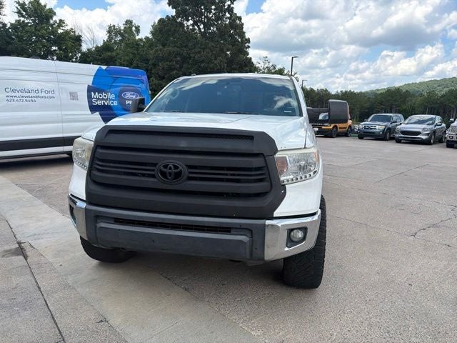 2017 Toyota Tundra SR5