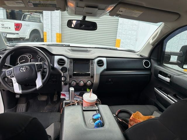 2017 Toyota Tundra SR5