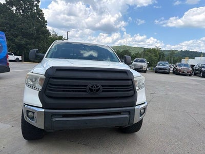 2017 Toyota Tundra SR5