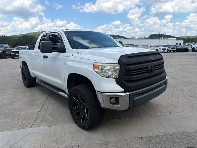 2017 Toyota Tundra SR5