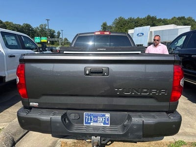 2017 Toyota Tundra SR5