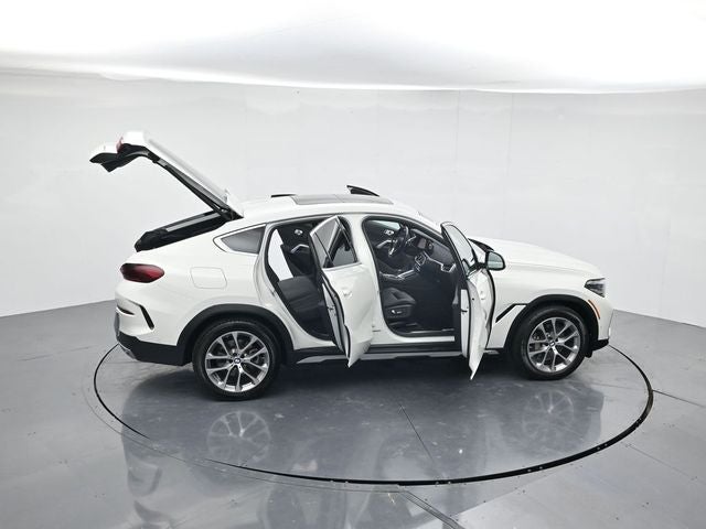 2023 BMW X6 xDrive40i