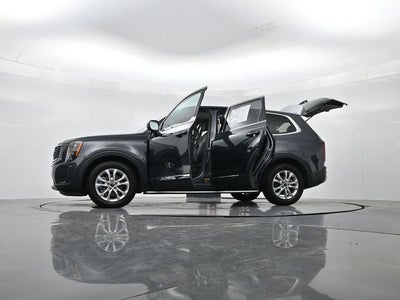 2022 Kia Telluride LX