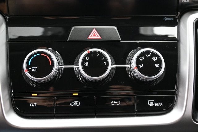 2022 Kia Sorento LX