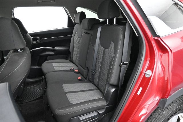 2022 Kia Sorento LX
