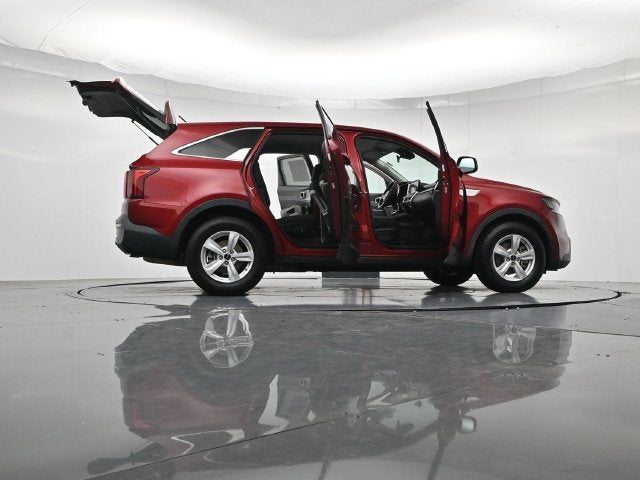 2022 Kia Sorento LX