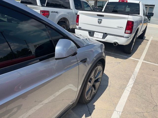 2026 Tesla Model X Plaid