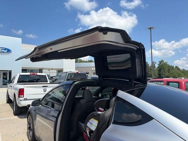 2026 Tesla Model X Plaid
