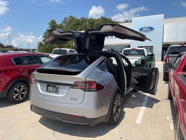 2026 Tesla Model X Plaid