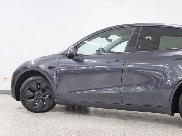 2025 Tesla Model Y Long Range