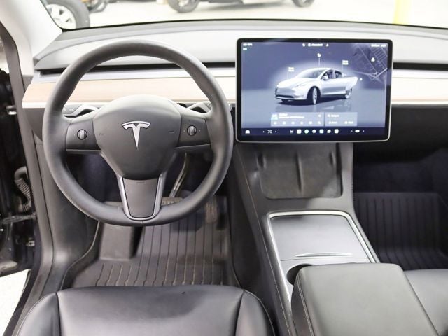 2025 Tesla Model Y Long Range