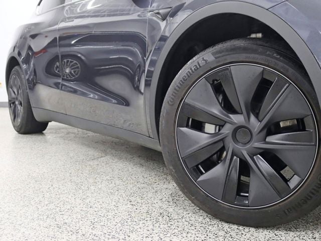 2025 Tesla Model Y Long Range