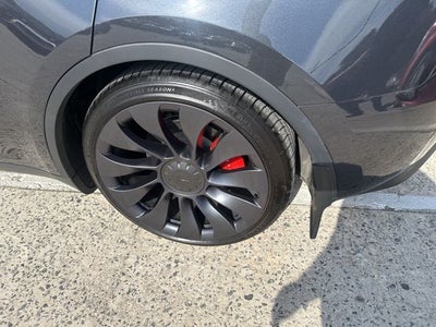 2024 Tesla Model Y Performance