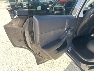 2024 Tesla Model Y Performance