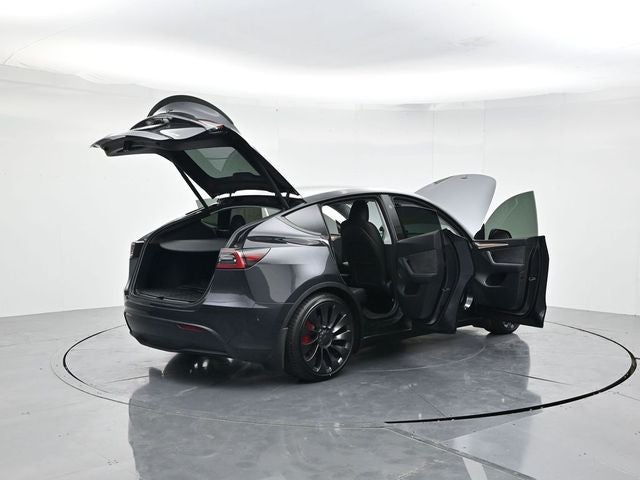 2024 Tesla Model Y Performance