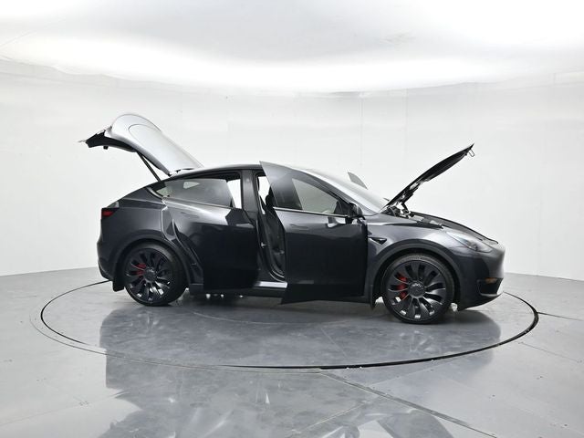 2024 Tesla Model Y Performance