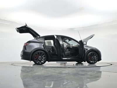 2024 Tesla Model Y Performance