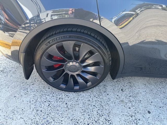 2024 Tesla Model Y Performance