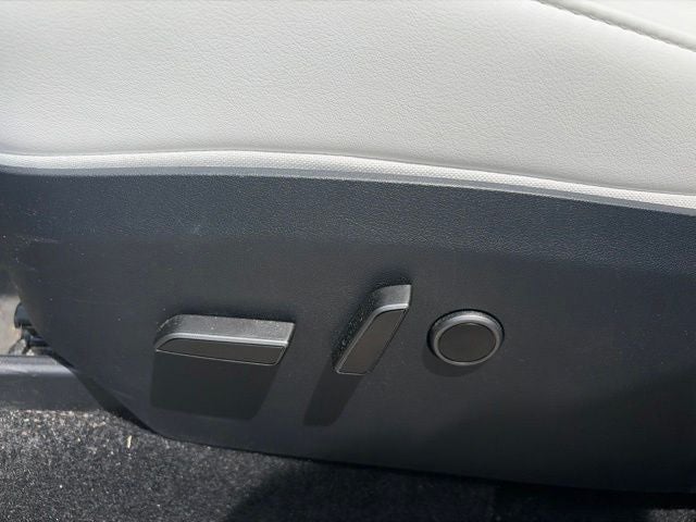 2024 Tesla Model Y Performance