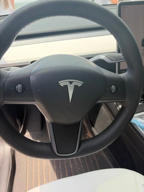 2024 Tesla Model Y Performance