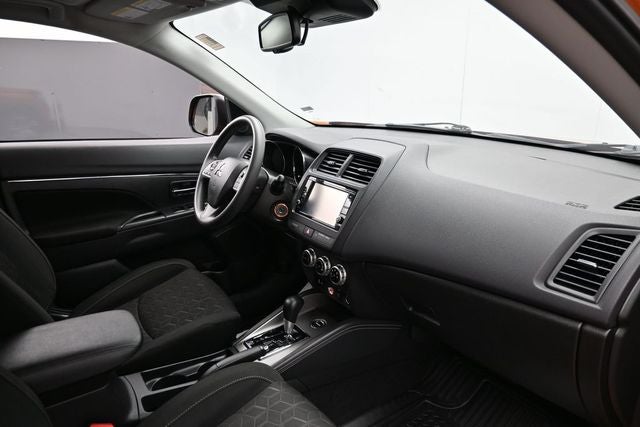 2024 Mitsubishi Outlander Sport 2.0 ES