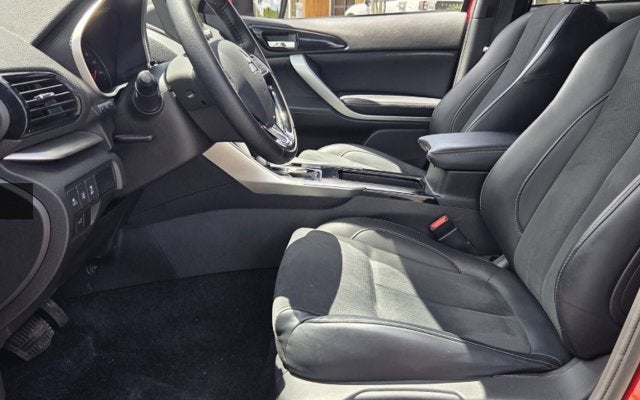 2025 Mitsubishi Eclipse Cross Base