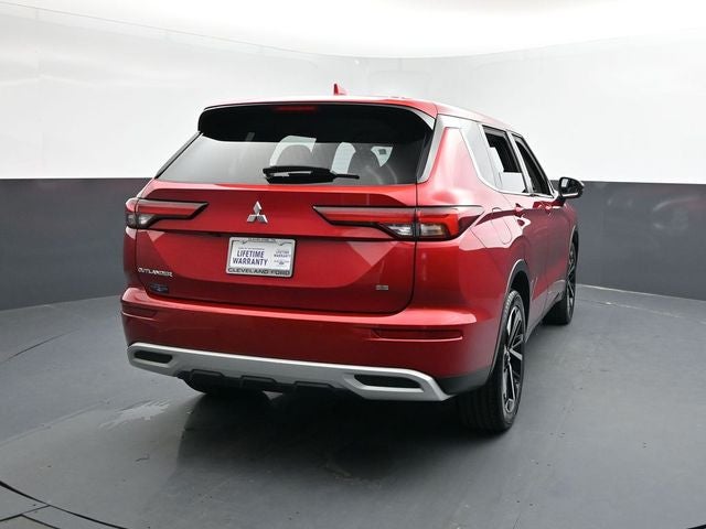 2024 Mitsubishi Outlander SE