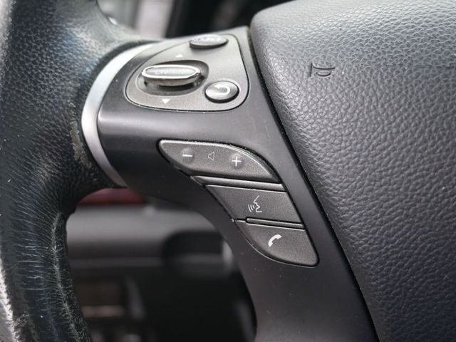 2016 INFINITI Q70L 3.7