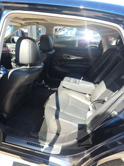 2016 INFINITI Q70L 3.7