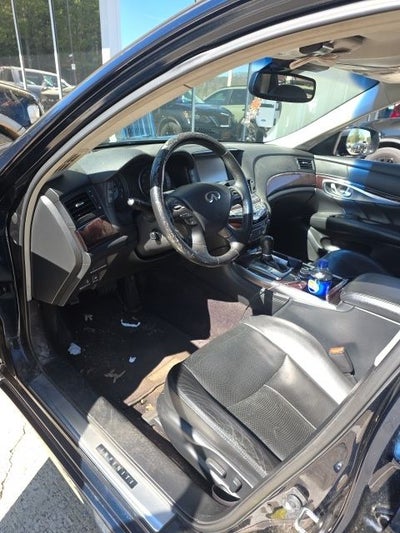 2016 INFINITI Q70L 3.7