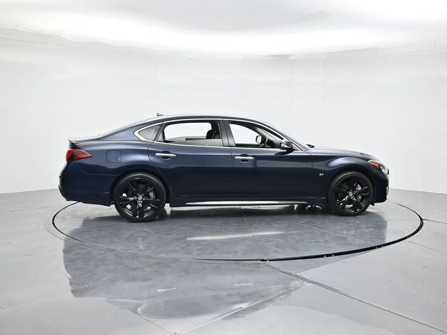 2016 INFINITI Q70L 3.7